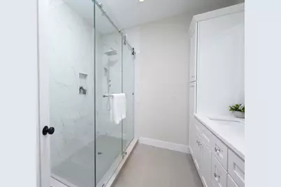 43 Chickatawbut St, Boston, MA 02122 - Photo 22