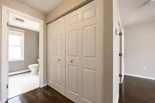 210 W Sixth St, Boston, MA 02127 - Photo 32