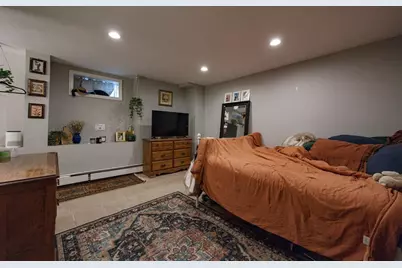 212 W 6th St #212, Boston, MA 02127 - Photo 16