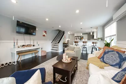 212 W 6th St #212, Boston, MA 02127 - Photo 12