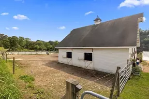 6 Wood St, Upton, MA 01568 - Photo 34