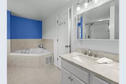 6 Wood St, Upton, MA 01568 - Photo 20