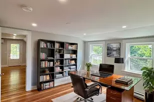 37 Fountain Rd, Arlington, MA 02476 - Photo 12