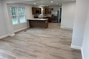 27 Leicester St, Oxford, MA 01537 - Photo 6