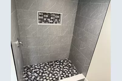 27 Leicester St #2, Oxford, MA 01537 - Photo 16