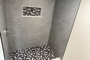 27 Leicester St, Oxford, MA 01537 - Photo 16