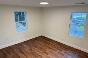 27 Leicester St, Oxford, MA 01537 - Photo 22