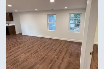 27 Leicester St #2, Oxford, MA 01537 - Photo 4