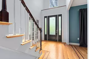 25 Carrolls Ln, Quincy, MA 02169 - Photo 2