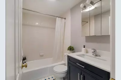 5 Waldo Ave #2A, Somerville, MA 02143 - Photo 6