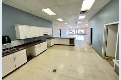 481 Electric Avenue, Fitchburg, MA 01420 - Photo 4