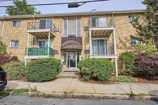 87 Cedar St, Malden, MA 02148 - Photo 14