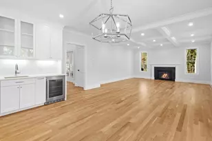 37 Lincoln St, Hopkinton, MA 01748 - Photo 14