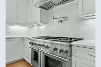 37 Lincoln Street, Hopkinton, MA 01748 - Photo 12
