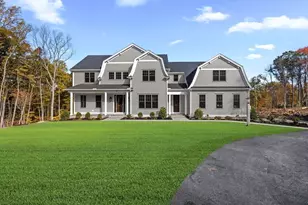 37 Lincoln St, Hopkinton, MA 01748 - Photo 4