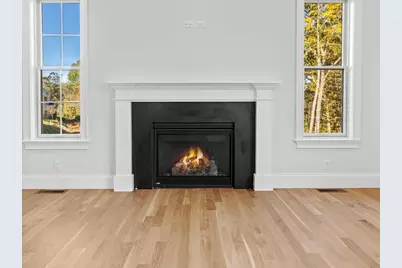 37 Lincoln Street, Hopkinton, MA 01748 - Photo 6