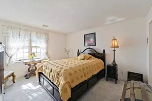 700 Shore Dr, Fall River, MA 02721 - Photo 14