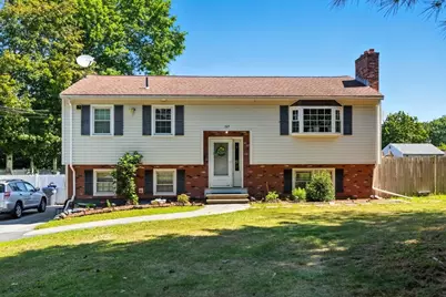 169 Berkeley St, Methuen, MA 01844 - Photo 2