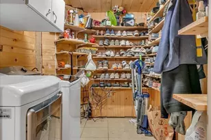 51 Walnut St, Saugus, MA 01906 - Photo 16