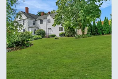 51 Walnut St, Saugus, MA 01906 - Photo 20