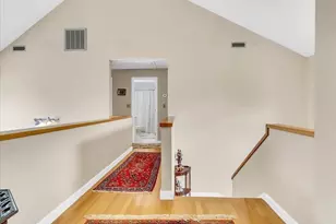 51 Walnut St, Saugus, MA 01906 - Photo 10