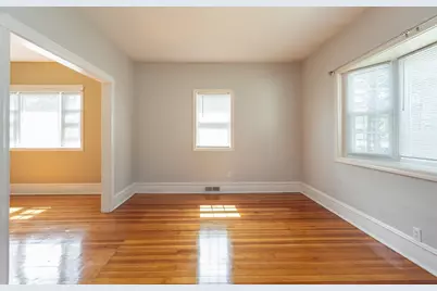 2714 Riverside Ave, Somerset, MA 02726 - Photo 10