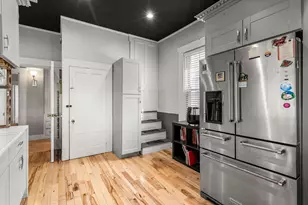 33 Middle St, Gloucester, MA 01930 - Photo 22