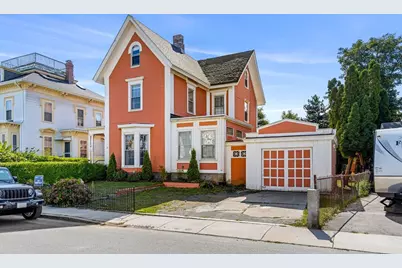 33 Middle St, Gloucester, MA 01930 - Photo 1