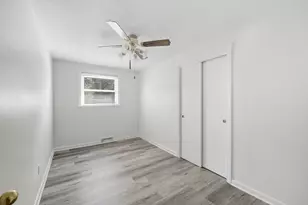 86 Talmadge Dr, Springfield, MA 01118 - Photo 16