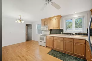 86 Talmadge Dr, Springfield, MA 01118 - Photo 18