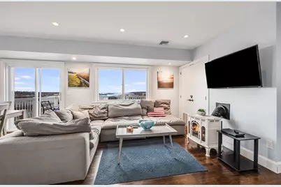 17 Silva Ct #3, Gloucester, MA 01930 - Photo 2