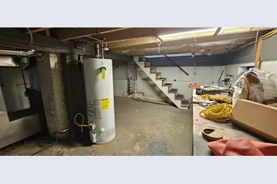 82 Holden St, Worcester, MA 01605 - Photo 34