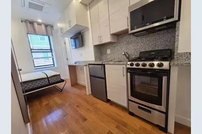 16 Fifth St #26, Chelsea, MA 02150 - Photo 2