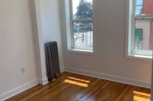 10 Yeamans St, Revere, MA 02151 - Photo 4