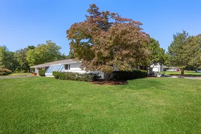 4 Richard Rd, Hingham, MA 02043 - Photo 2