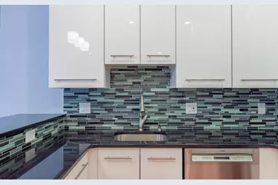 88 Browne Street #2, Brookline, MA 02446 - Photo 2