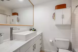 9 W Broadway, Boston, MA 02127 - Photo 22