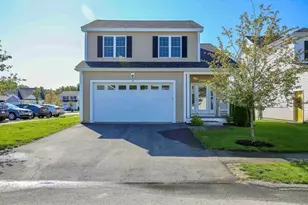 27 Tea Party Cir, Holden, MA 01520 - Photo 1