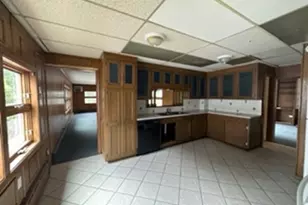 360 University Ave, Lowell, MA 01854 - Photo 6