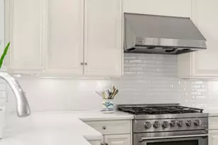 26 Longmeadow Dr, Westwood, MA 02090 - Photo 6