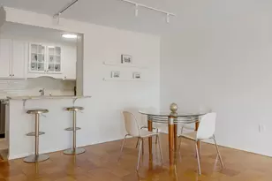 6 Whittier Pl, Boston, MA 02114 - Photo 4