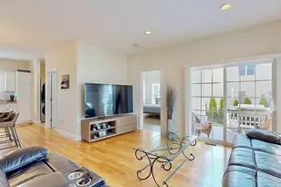 27 Tea Party Cir, Holden, MA 01520 - Photo 6