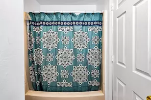 46 Amesbury St, Lawrence, MA 01840 - Photo 12