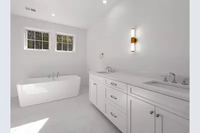 35 Lincoln Street, Hopkinton, MA 01748 - Photo 28