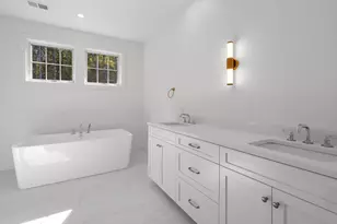 35 Lincoln St, Hopkinton, MA 01748 - Photo 28