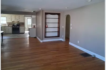 25 Richmond St, Weymouth, MA 02188 - Photo 6