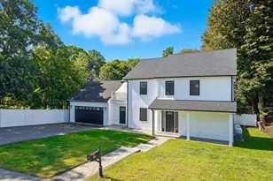 15 Lakeside Dr, Shrewsbury, MA 01545 - Photo 2