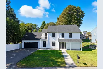 15 Lakeside Dr, Shrewsbury, MA 01545 - Photo 1