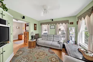 32 Green St, Fairhaven, MA 02719 - Photo 12