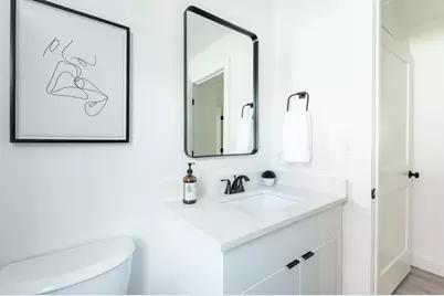 7 Kenoza #201, Haverhill, MA 01830 - Photo 12